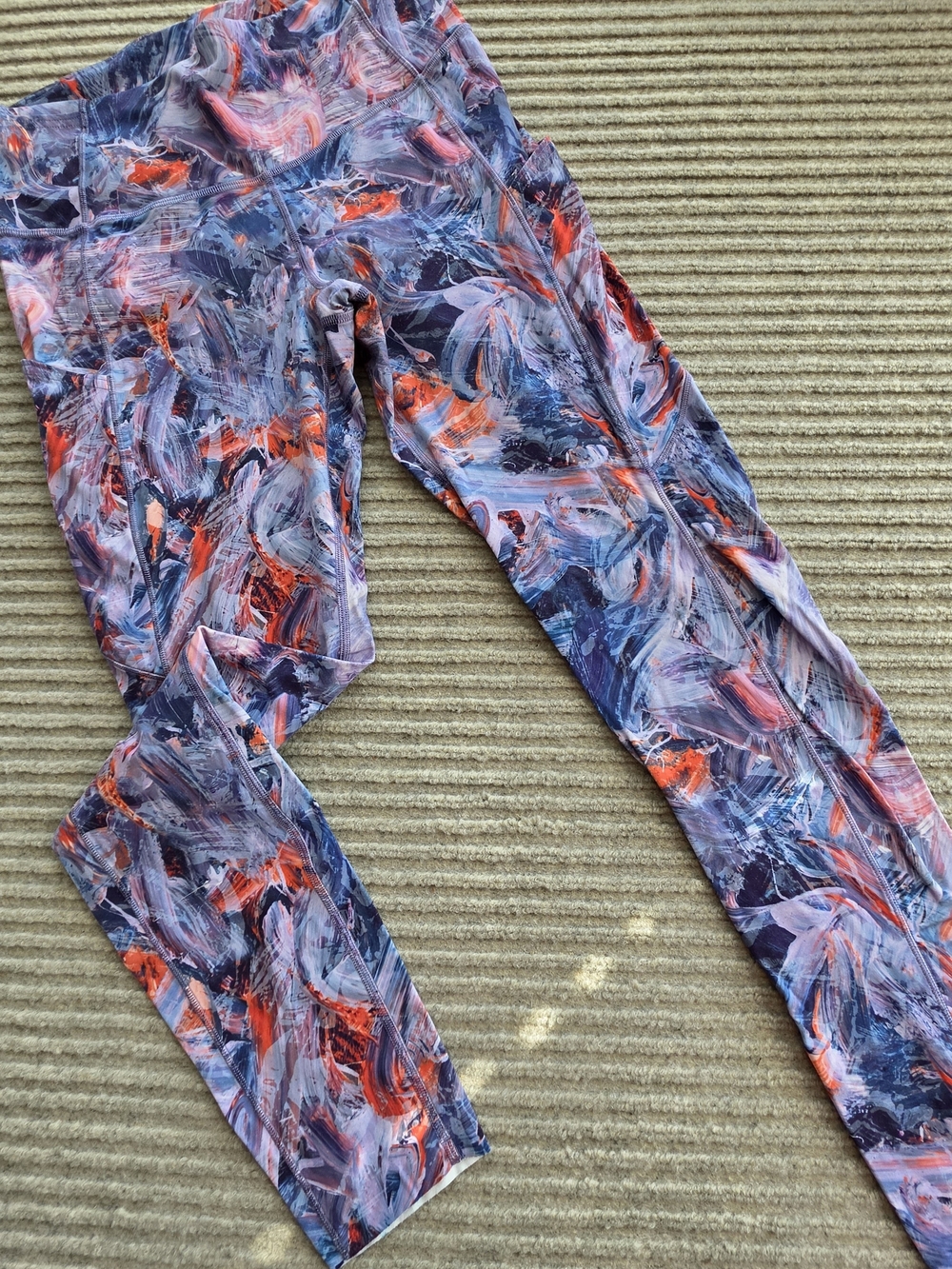 Lululemon Size 8 Base Pace High-Rise Leggings Purple Multi 27"